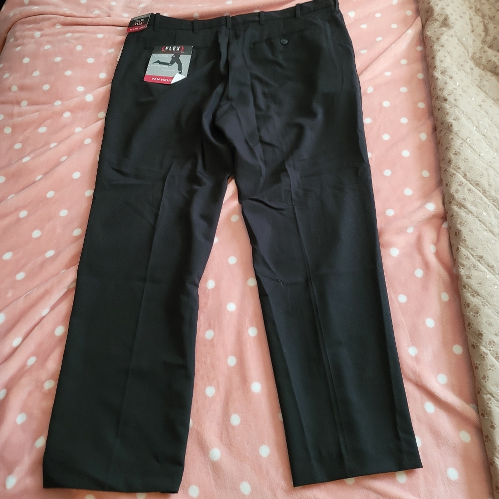 Mens Van Heusen slacks 38x30